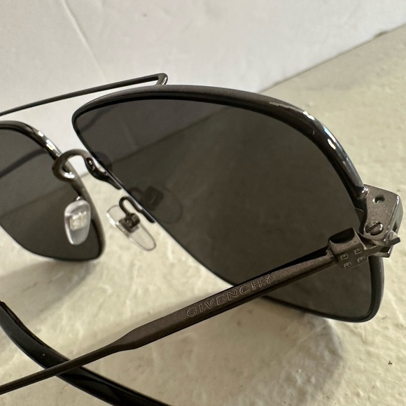 Givenchy Oversized Unisex GV7119/S 60mm Sunglasses - Picture 3 of 6